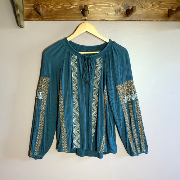 AMERICAN EAGLE BOHO EMBROIDERED PEASANT TOP - Picture 2 of 8